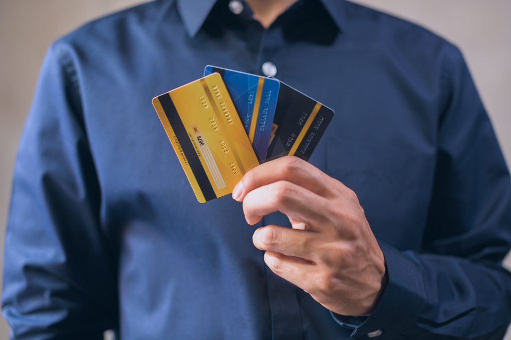 BMG: conta digital sem tarifa e cartão sem anuidade